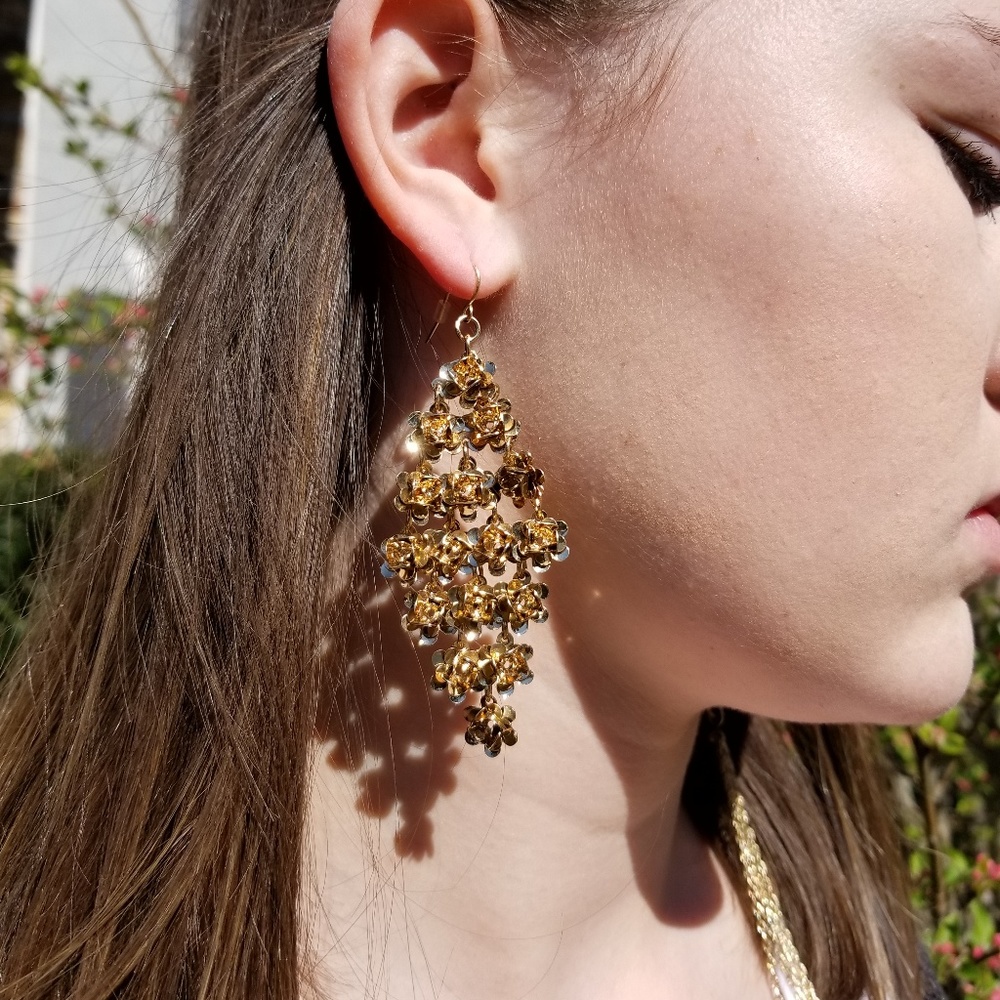 Cascading Flower Dangle Earrings (3.5in)